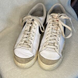 Nike Blazer low platform